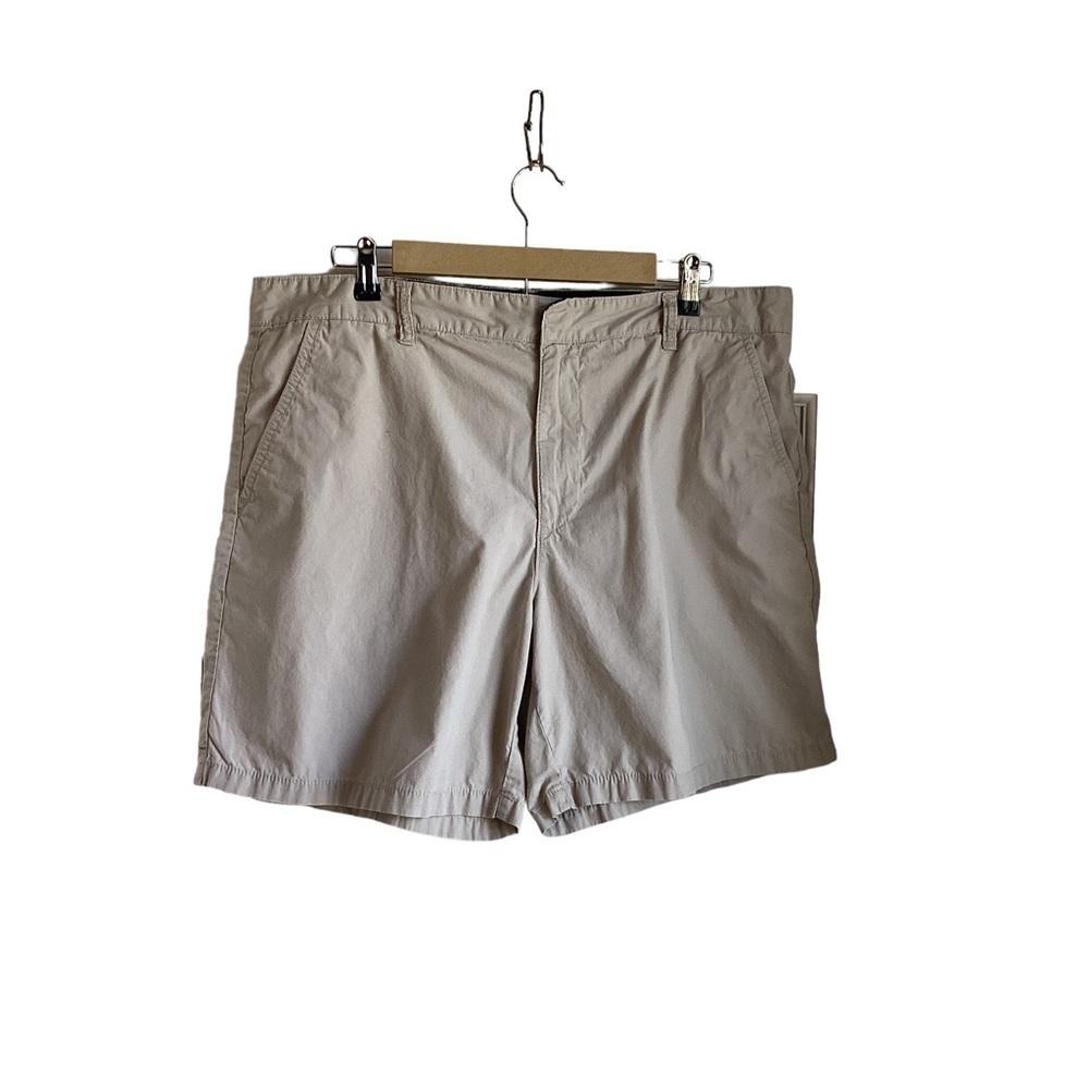 Route 66 Men’s Khaki Shorts.  Size 38